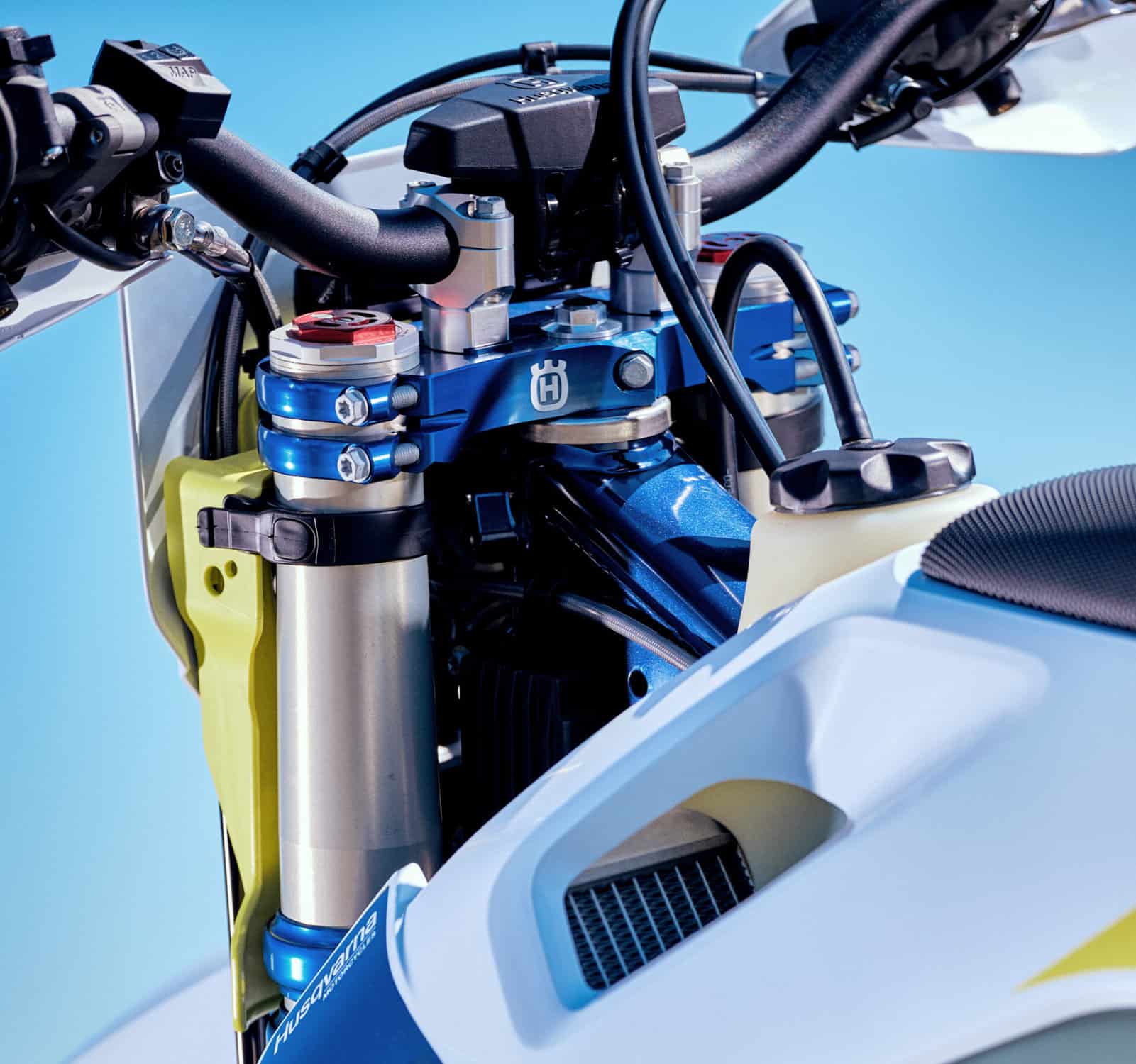 XPLOR PRO 7548 WPサスペンション